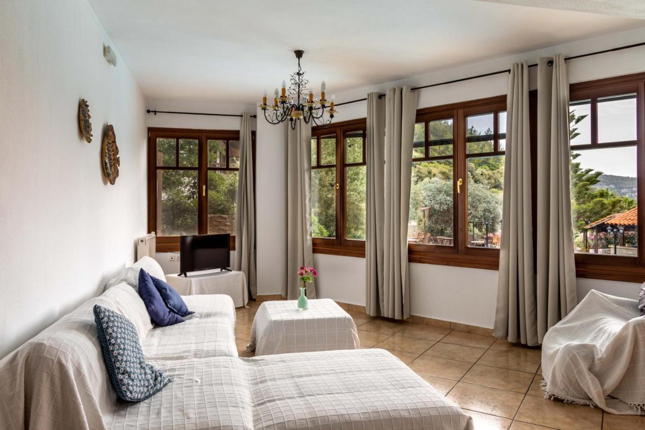 Porto Koufo Resort מראה חיצוני תמונה